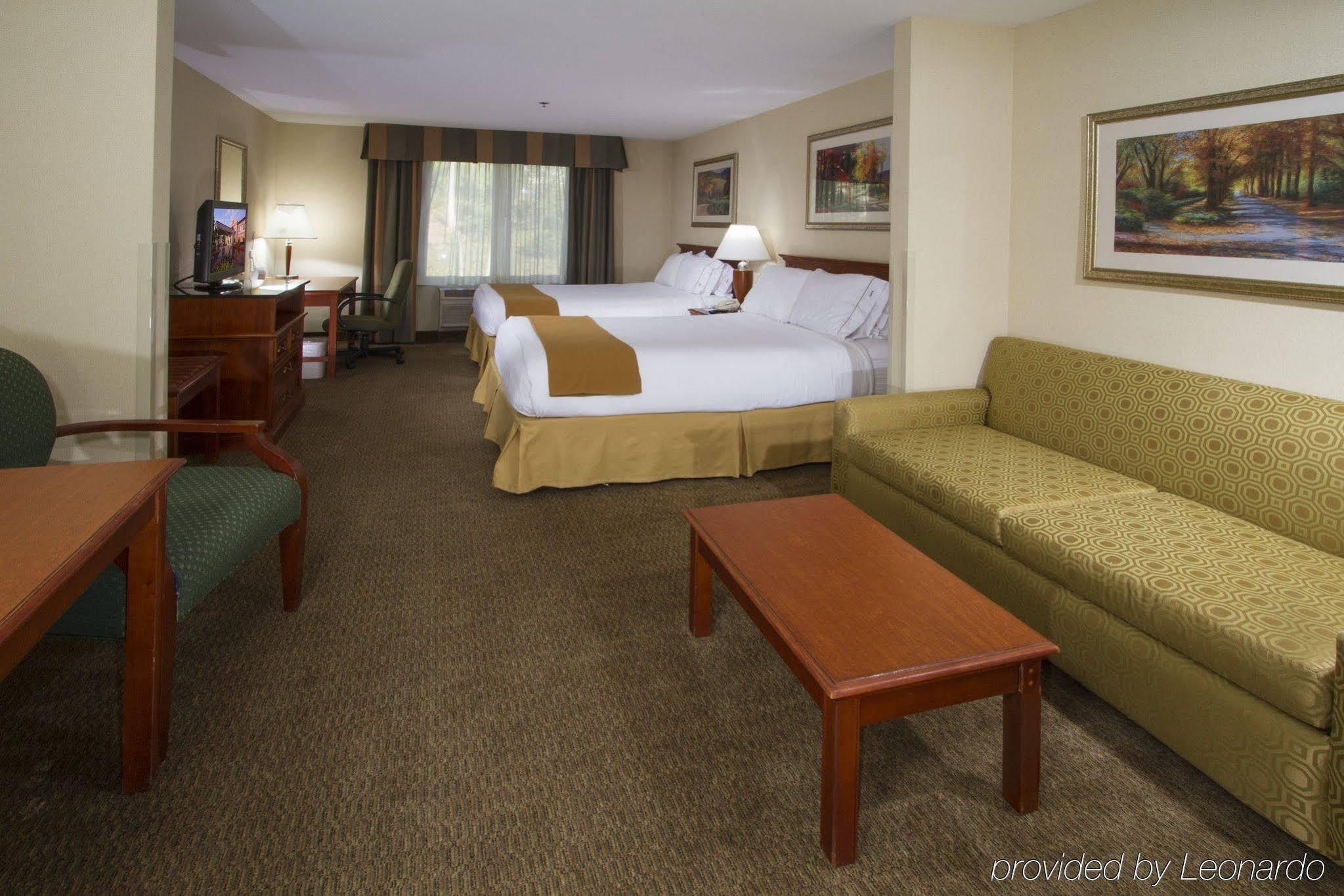 Best Western Valencia/Six Flags Inn & Suites Santa Clarita Buitenkant foto