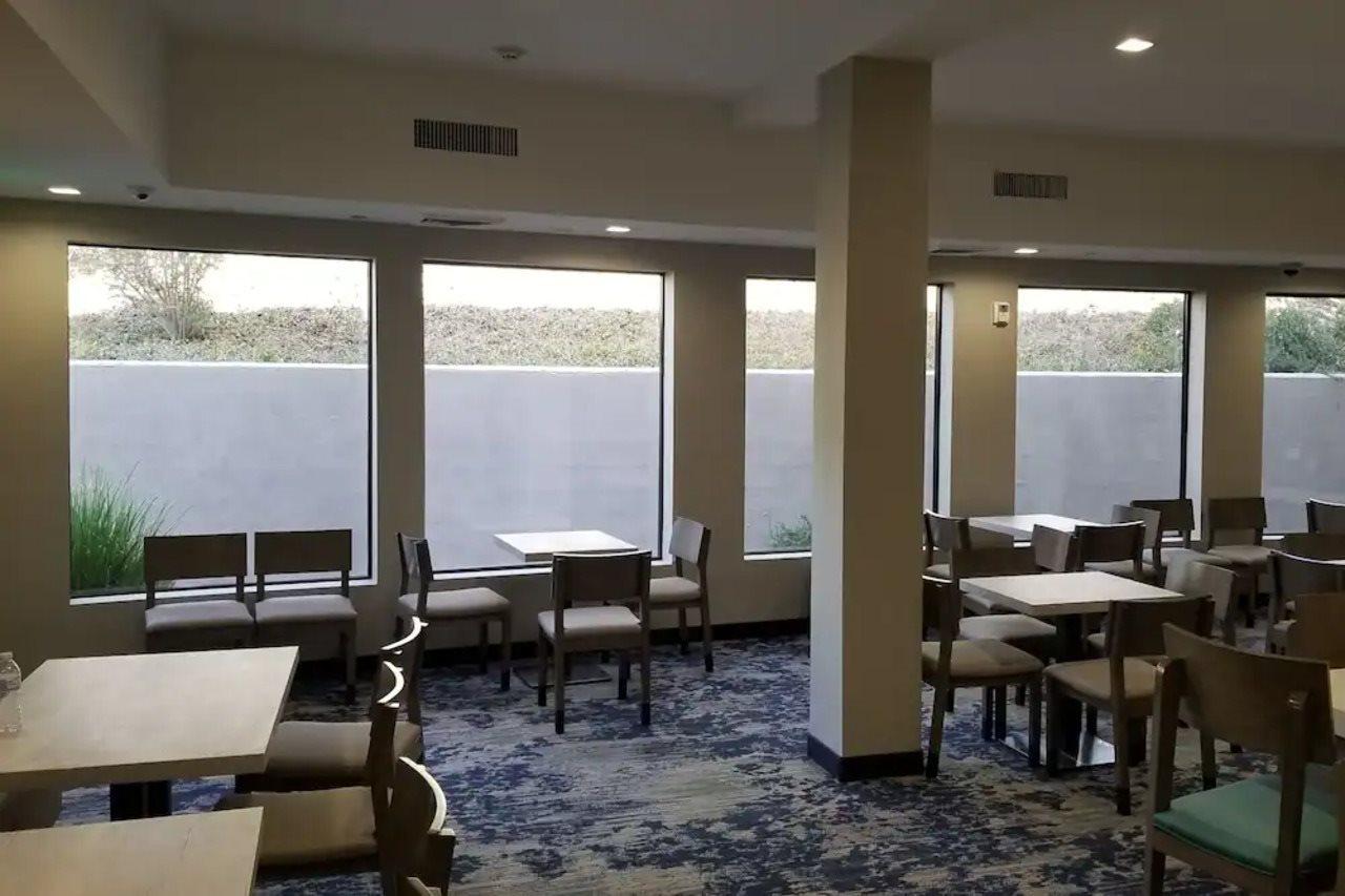 Best Western Valencia/Six Flags Inn & Suites Santa Clarita Buitenkant foto