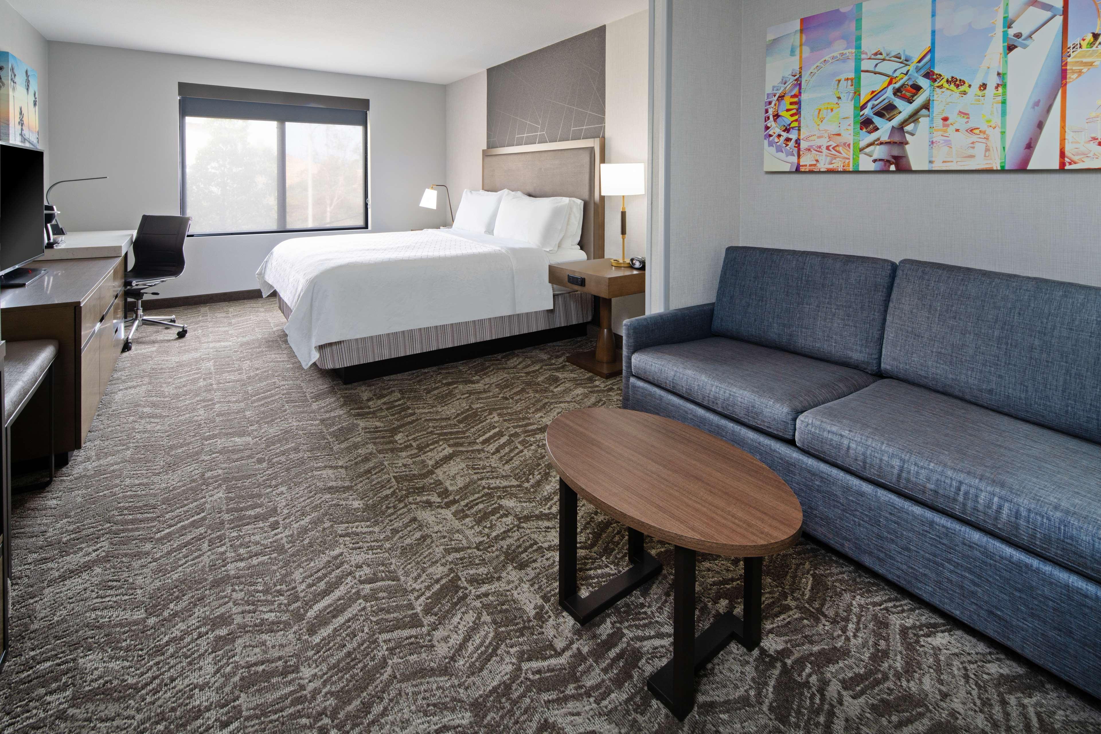 Best Western Valencia/Six Flags Inn & Suites Santa Clarita Buitenkant foto