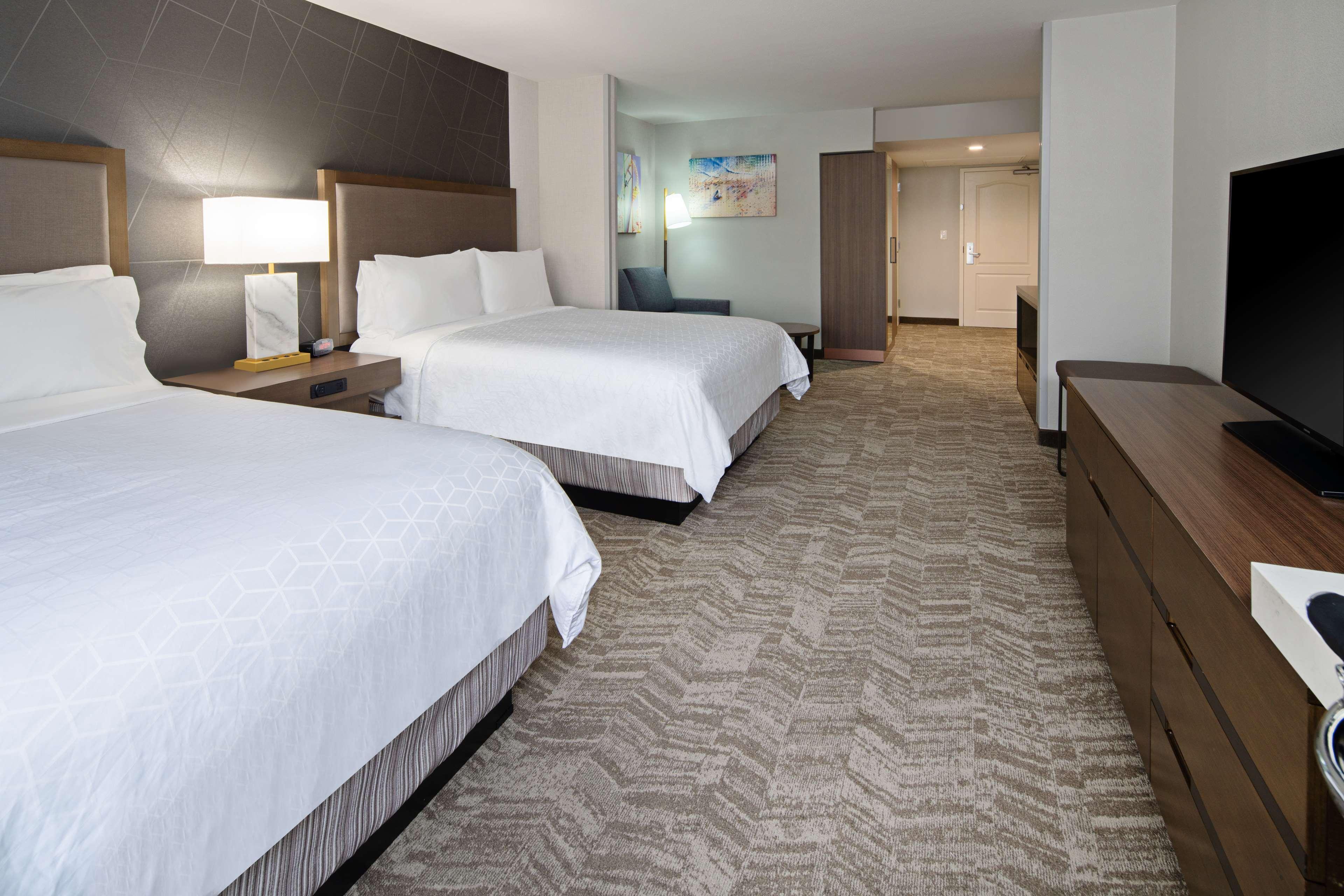 Best Western Valencia/Six Flags Inn & Suites Santa Clarita Buitenkant foto