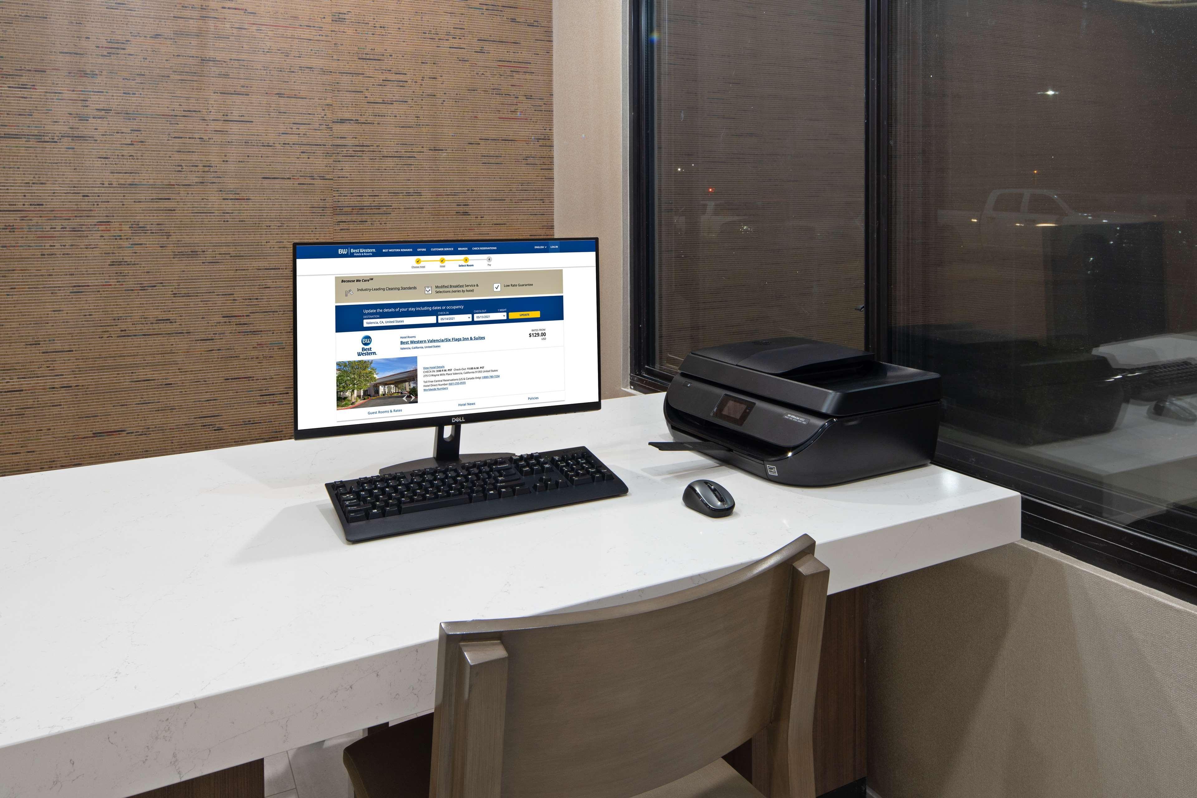 Best Western Valencia/Six Flags Inn & Suites Santa Clarita Buitenkant foto