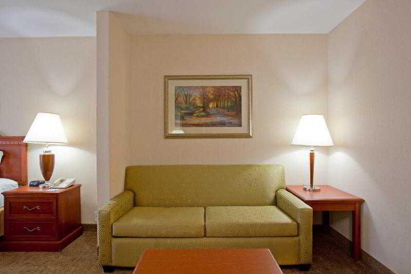 Best Western Valencia/Six Flags Inn & Suites Santa Clarita Buitenkant foto