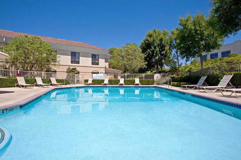 Best Western Valencia/Six Flags Inn & Suites Santa Clarita Buitenkant foto